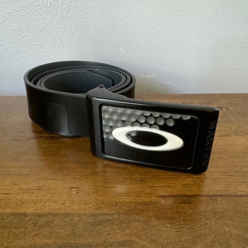 Oakley Ellipse Belt Buckle with Belt.